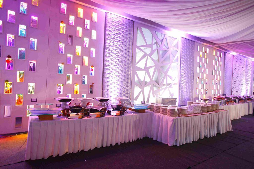 Goldfinch Hotel Delhi Ncr Faridabad Exterior photo