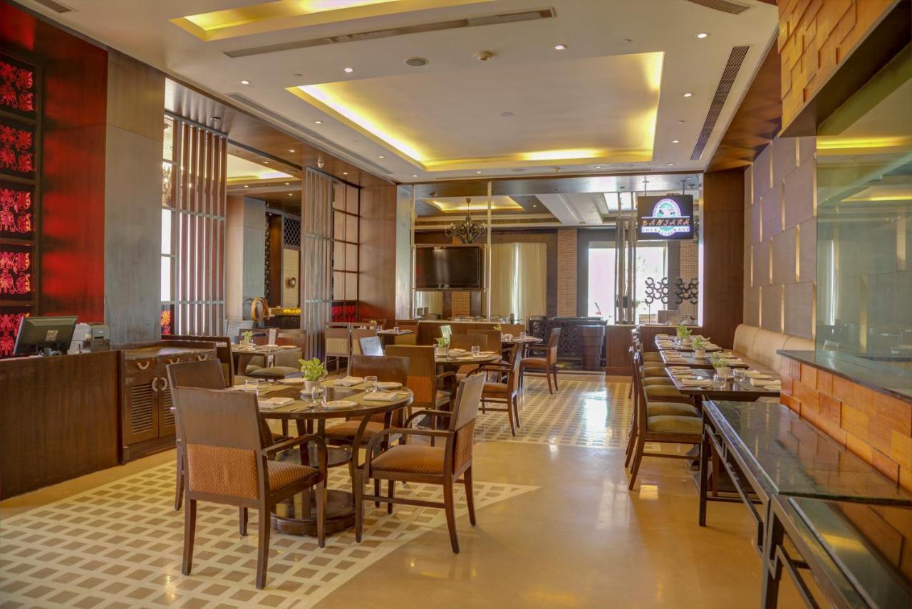 Goldfinch Hotel Delhi Ncr Faridabad Exterior photo